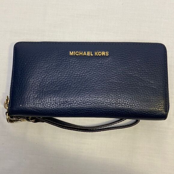 MICHAEL KORS Wristlet Wallet  - Picture 1 of 5